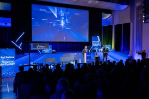 53738280836_83ee327d23_c-300×200