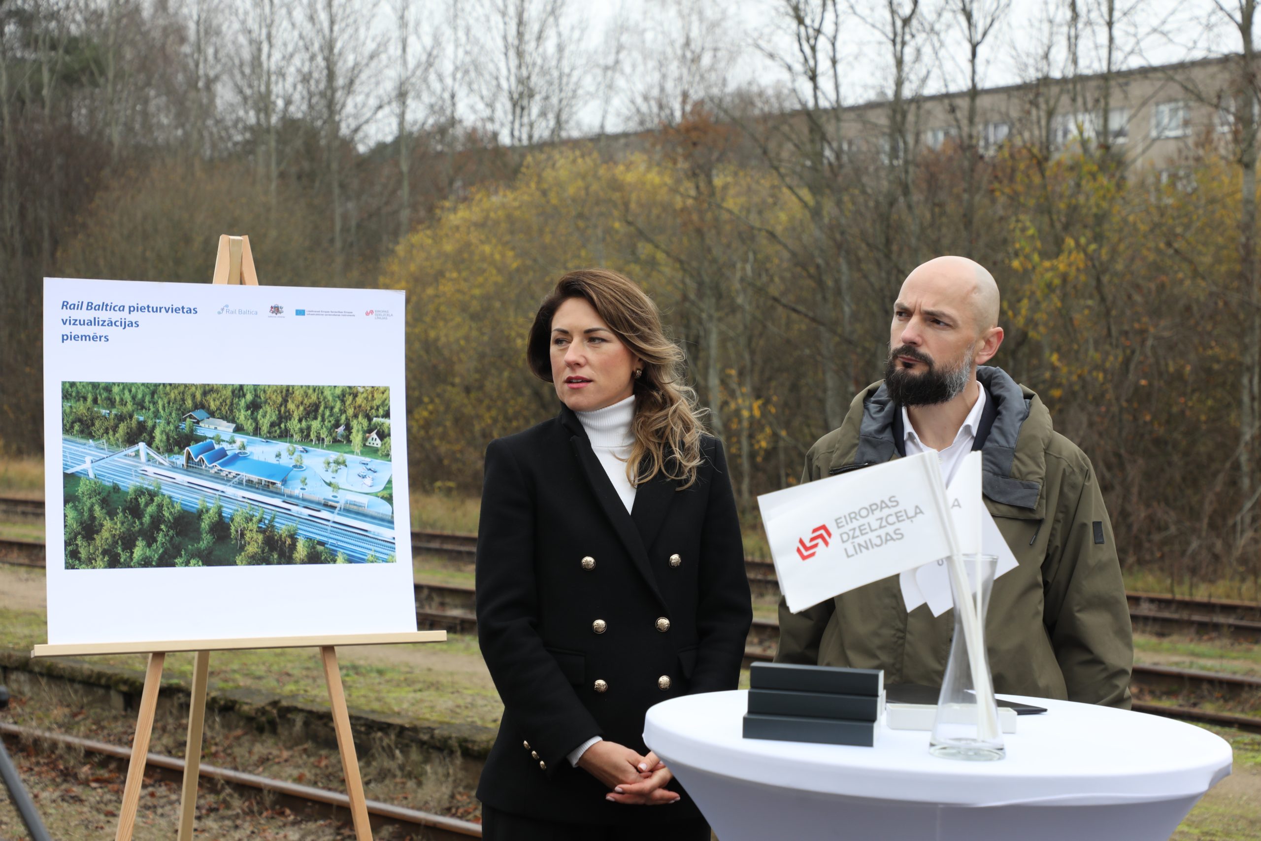Regional-station-construction-design-agreement-signing-4-scaled Regional-station-construction-design-agreement-signing-4-scaled