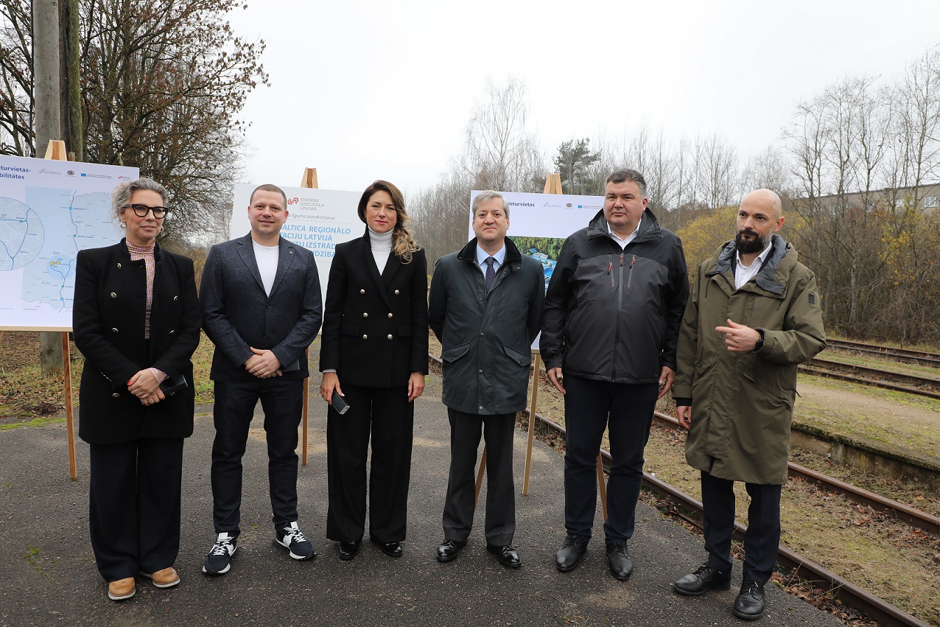 Regional-station-construction-design-agreement-signing-6 Regional-station-construction-design-agreement-signing-6