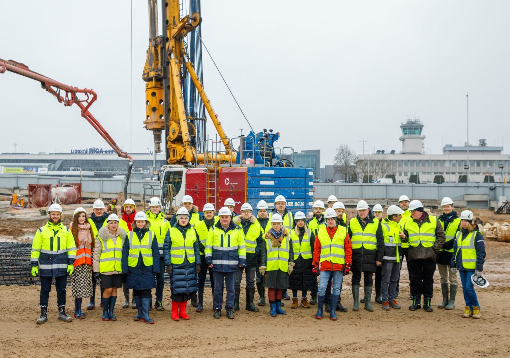 f64_rail_20230208_141-1024×719