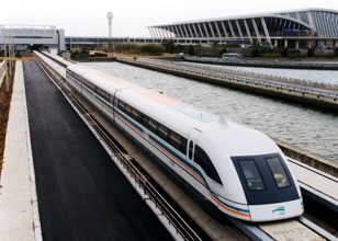 maglev-train maglev-train