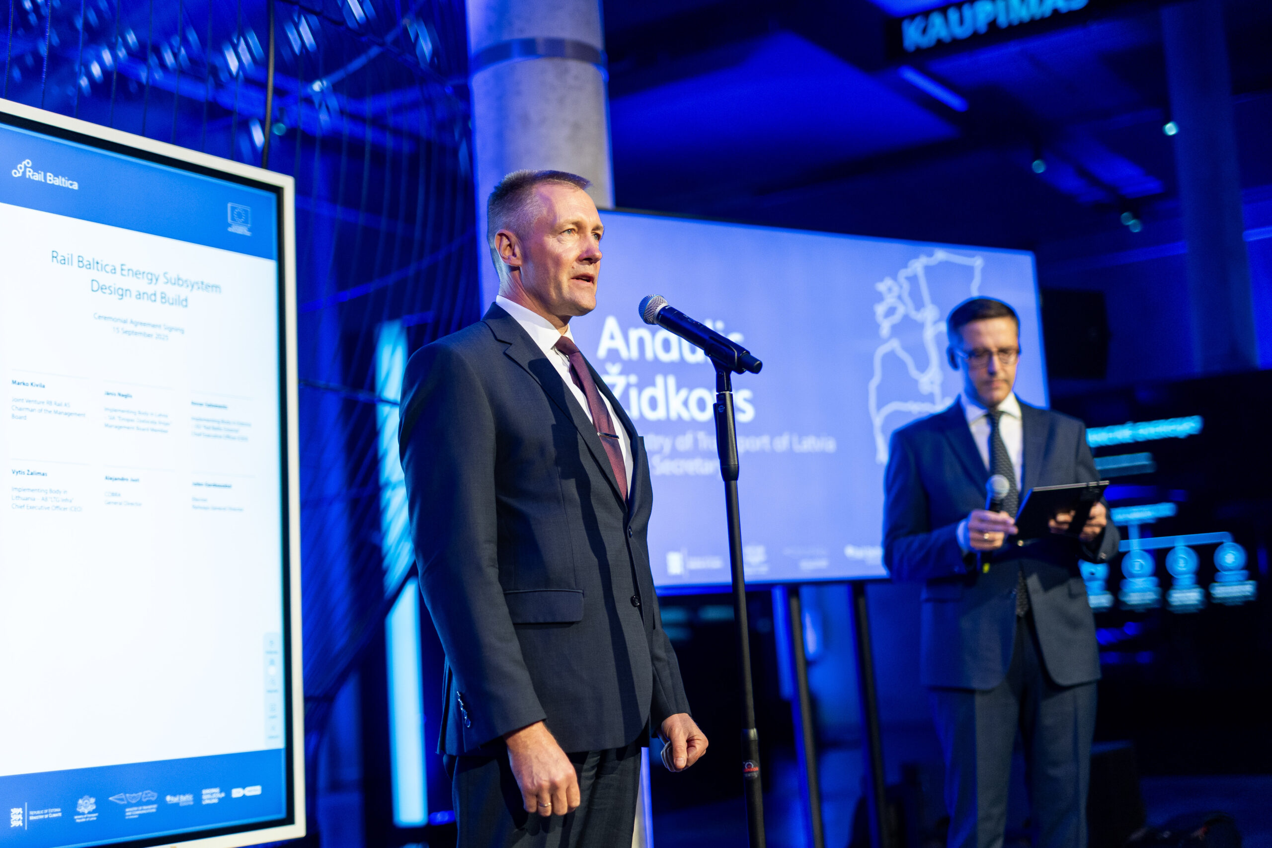 01_ENE signing 01_ENE signing