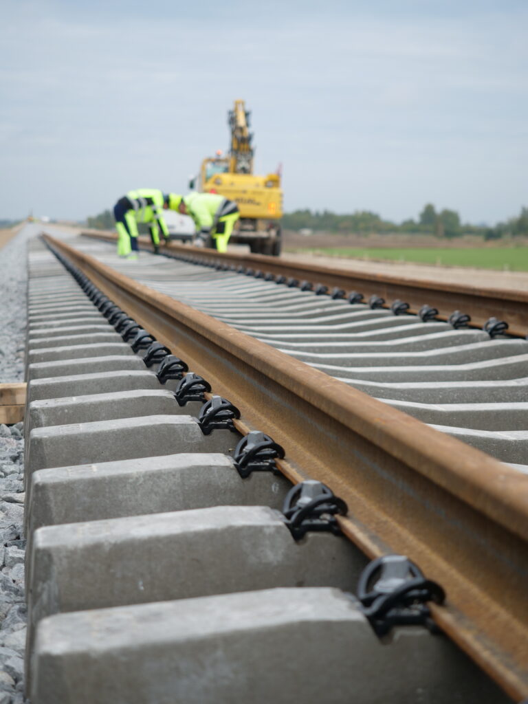 Market consultation on Yellow Fleet maintenance rolling stock