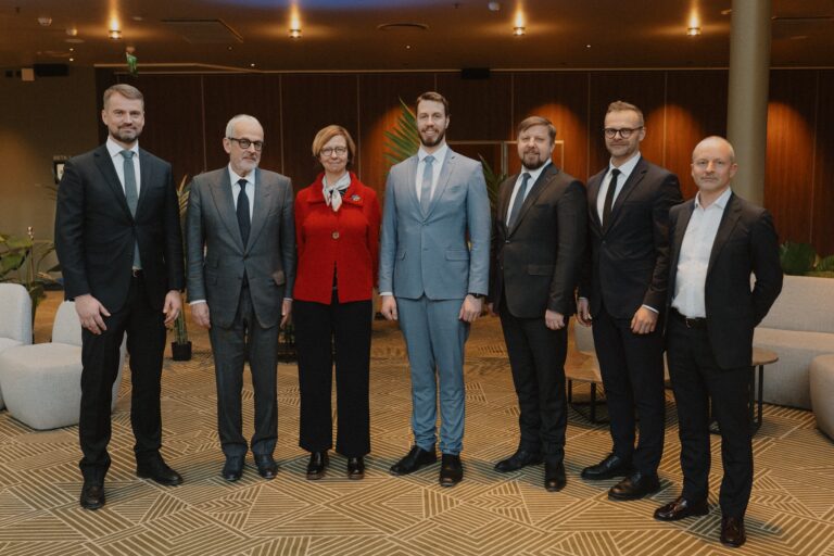 Participants at Military Mobility Forum: operational mobility is key to collective defence